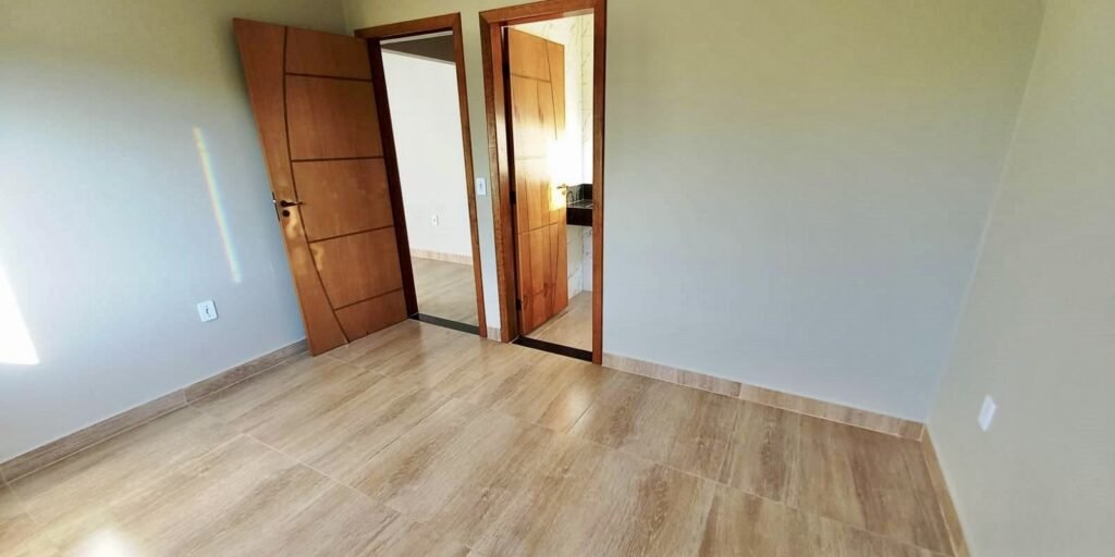 1A5D1880-FF2C-4E40-8F5E-AD0B3923E5F2