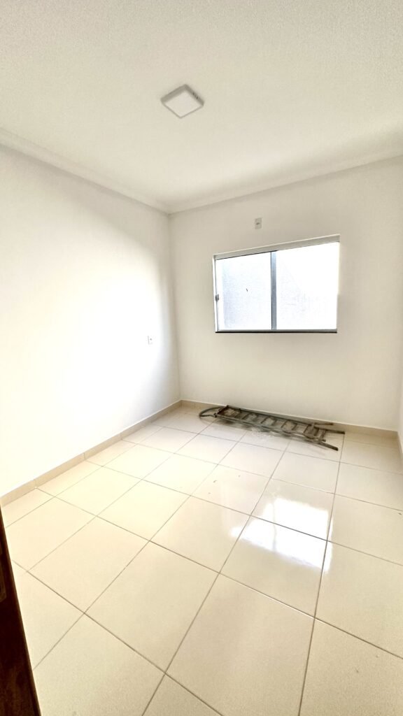 2F2E22F9-B3DD-4FFE-9997-AC66E5552C35