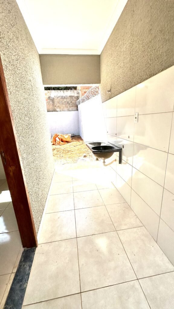 43577E7D-7C3D-45C5-8EA6-002752D0F33C