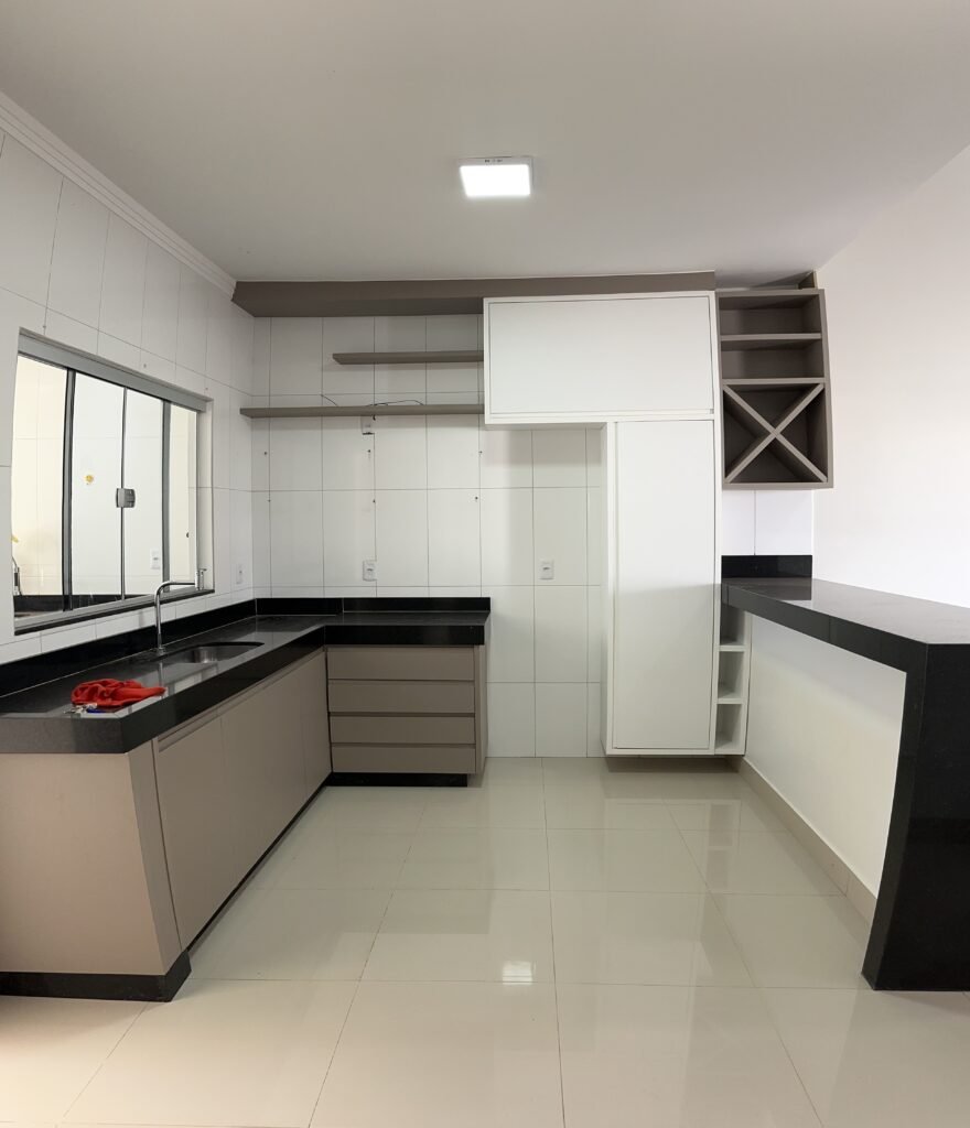 56502F7D-EA46-4DBE-9435-F9BE63039735