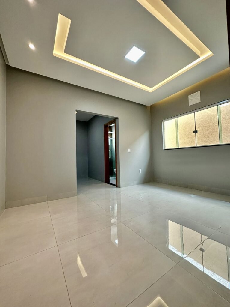 5C6F307E-E42E-4B32-B733-C32480391AF1