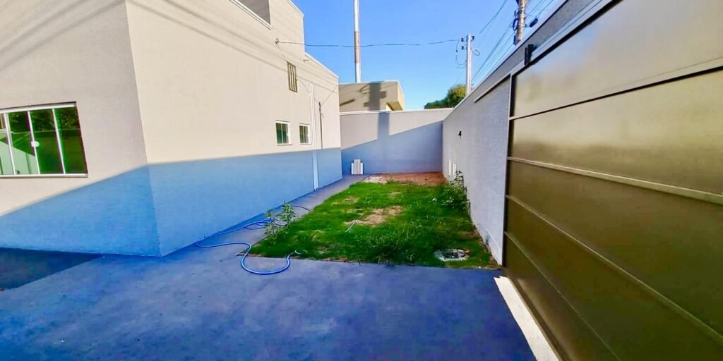 75D4E592-E729-4415-8D3C-B92A4136E8F0