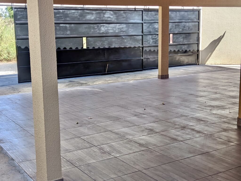 8C9F0E72-F1BE-4865-BBAF-DCEAB418117C