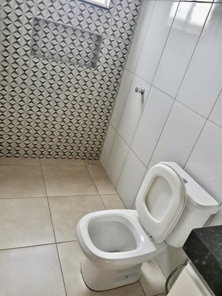 8F4A8212-003D-4595-B9CC-BA3B0DA1003D