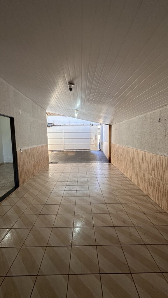 AA65C3A6-67E0-4C78-A9C8-10C6B569C7DE