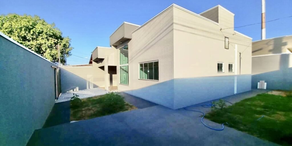 BC93C913-0674-48B3-BAD7-9EEB4179A3B0