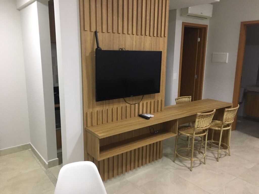 D4CE02C9-EBB2-402E-ACDC-3876DE53FD77