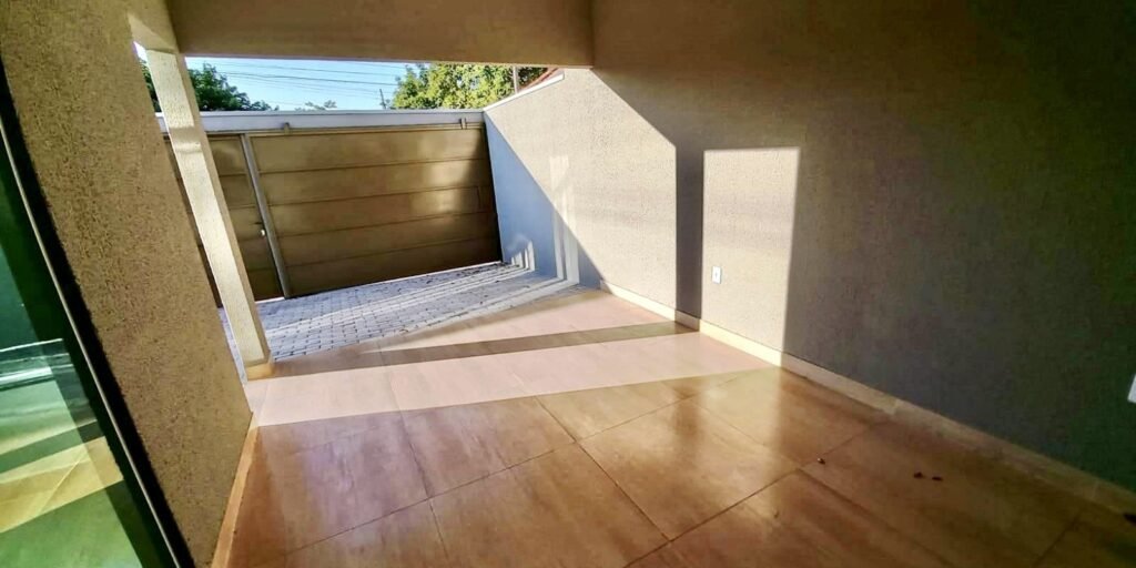 D7802C0C-C8CC-44E4-B147-988D2F9B36B9