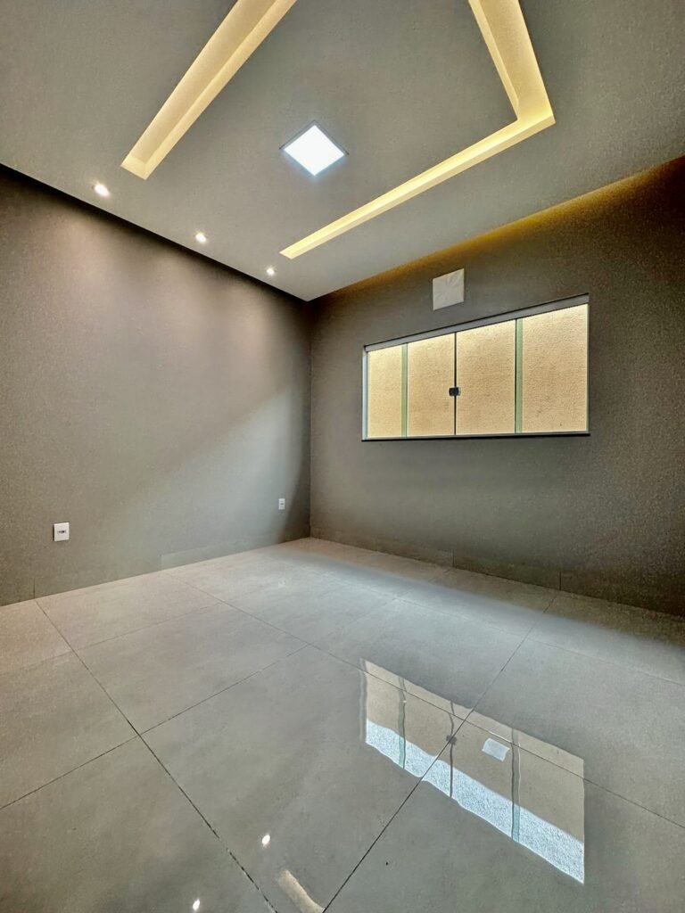 E056DC18-3F25-4251-9862-84568649B1B5