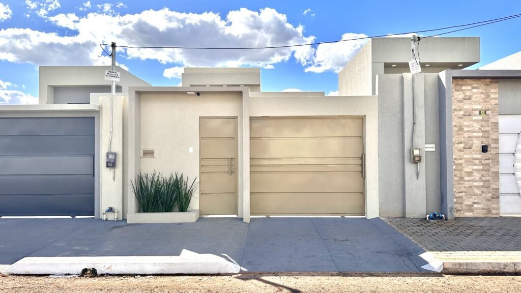 E177B586-DE76-4292-B8B2-10607869A858