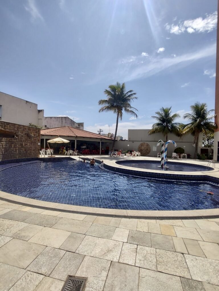 E6285533-F647-460F-A240-8098F0554096