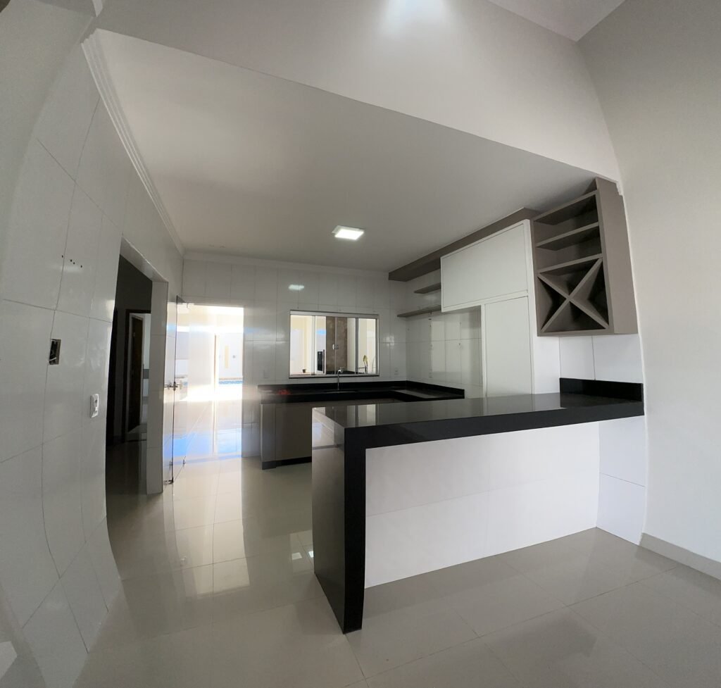 F1BBDA2B-D466-4790-824A-1EE1835796AF